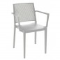 Silla monobloc GRID 2 apilable con reposabrazos en polipropileno para exterior Silla monobloc GRID 2 apilable con reposabrazos en polipropileno para exterior