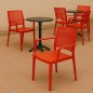 Silla monobloc GRID 2 apilable con reposabrazos en polipropileno para exterior Silla monobloc GRID 2 apilable con reposabrazos en polipropileno para exterior